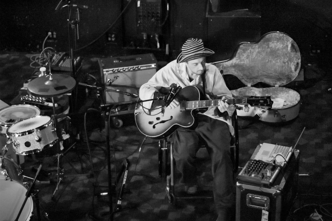 Vic Chesnutt: A Poet of Vulnerability and Resilience